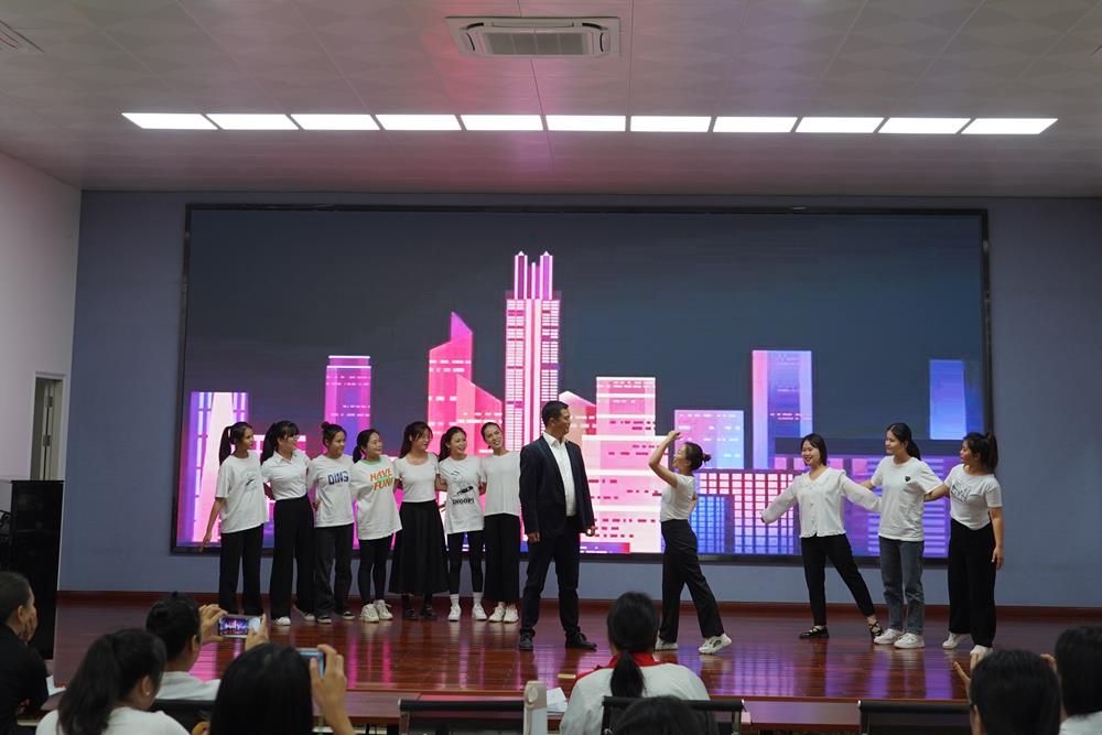 09c6d82b1da046dea7cb2cfe04fbee45.JPG 09c6d82b1da046dea7cb2cfe04fbee45.JPG