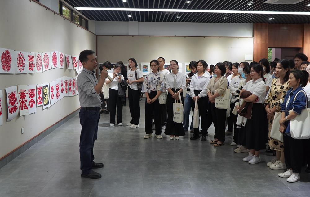 4b22e23a3e0c43ac8b433b468f12d344.jpg 4b22e23a3e0c43ac8b433b468f12d344.jpg