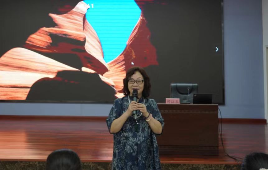 d78434f19348475784bbf6b02fc38e57.jpg d78434f19348475784bbf6b02fc38e57.jpg