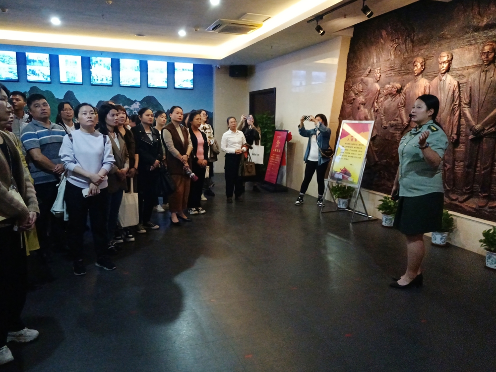 ff50b87db0a74787b74080334146f0bf.jpg ff50b87db0a74787b74080334146f0bf.jpg