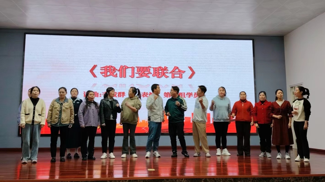 c24bb85b846d47d98721b480bd9e2e2d.jpg c24bb85b846d47d98721b480bd9e2e2d.jpg